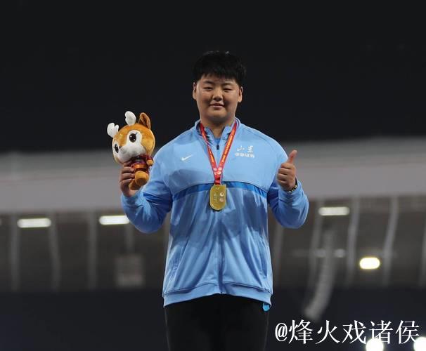 中国链球新秀张家乐：渴望登上奥运巅峰