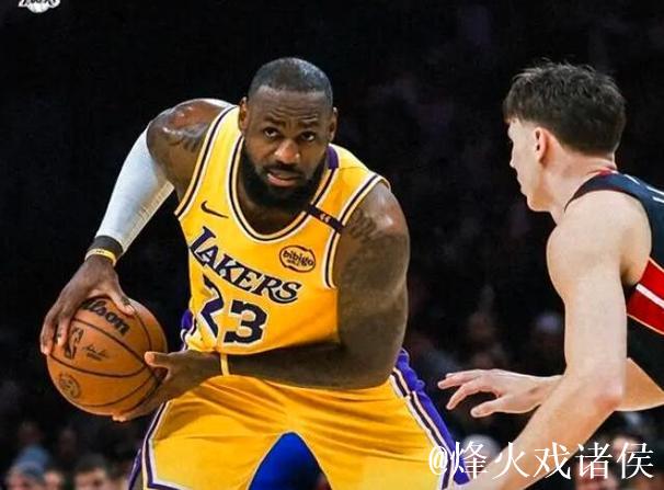 詹姆斯22分9助关键7分爆发 湖人击败热火终结连败